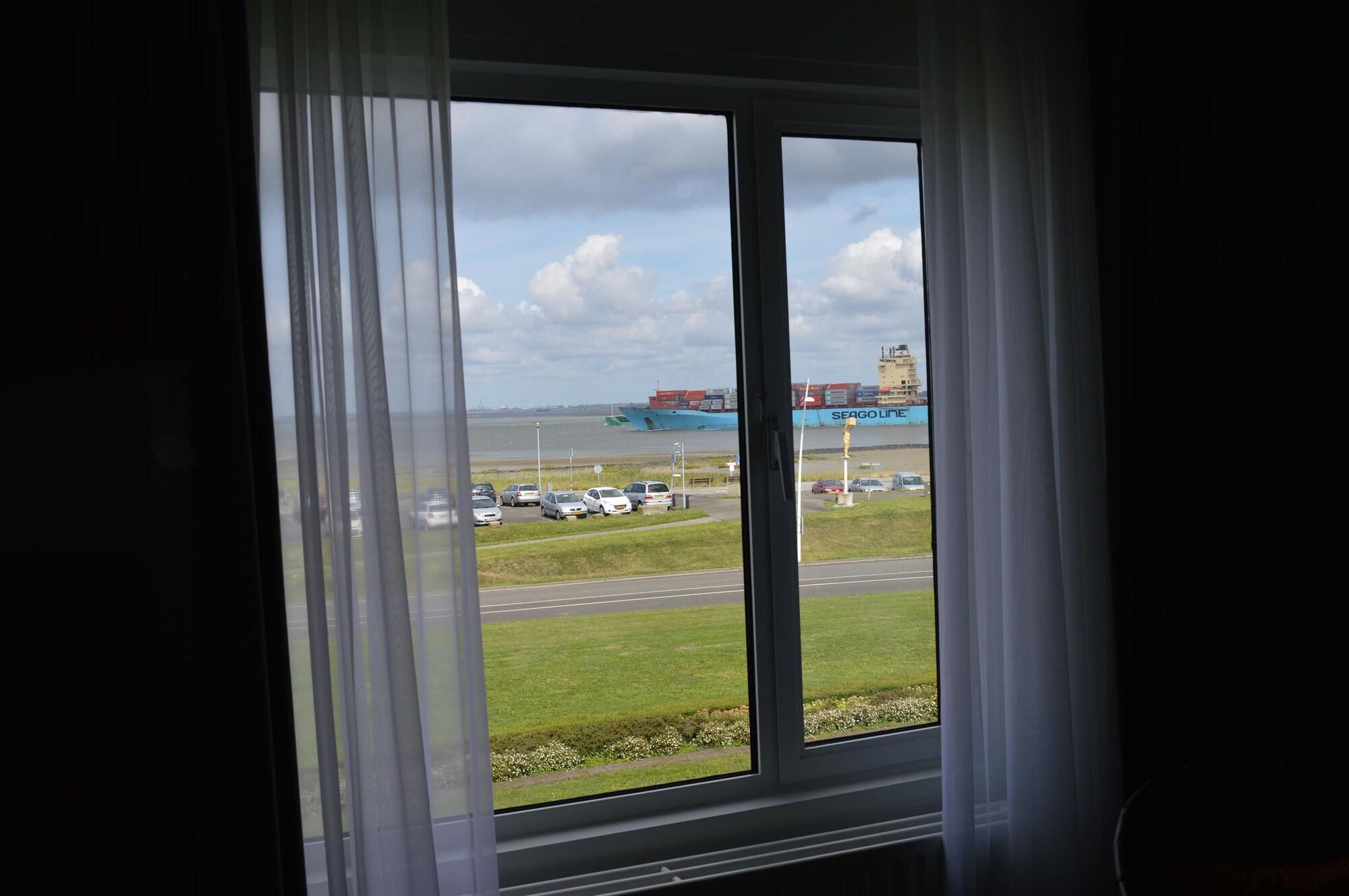 Hotel De Blaauwe Leeuw Terneuzen Eksteriør billede